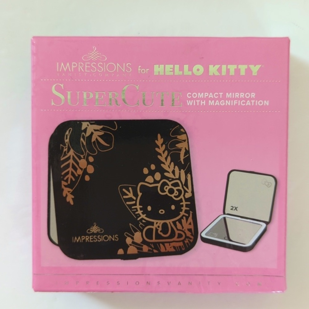 Hello Kitty Compact Mirror - Picture 4 of 5